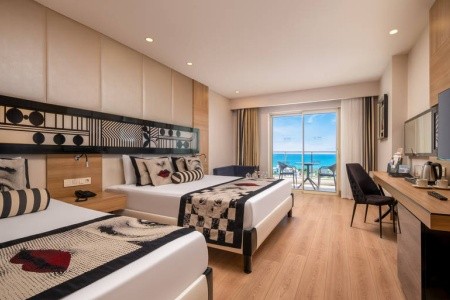 Delphin Imperial - 47