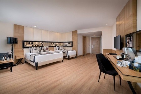 Delphin Imperial - 54