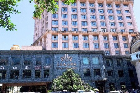 Hawaii Hotel