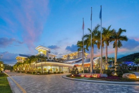 Sanya Yalong Bay 99 Resort - 1