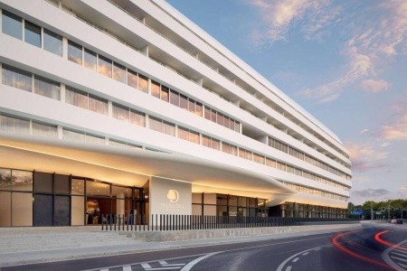 Doubletree By Hilton Wroclaw