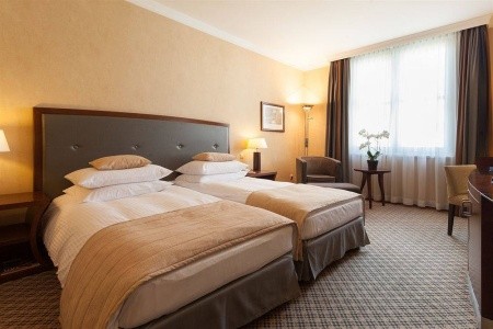 Poľsko Dolní Slezsko Radisson Blu Hotel Wroclaw 5 dňový pobyt Raňajky Vlastná February 2027 (17/02/27-21/02/27)