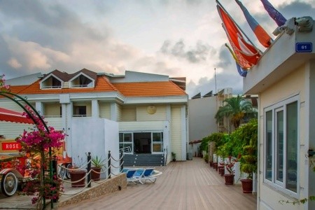 Emily Rose (Ex. Monk Boutique) - 12