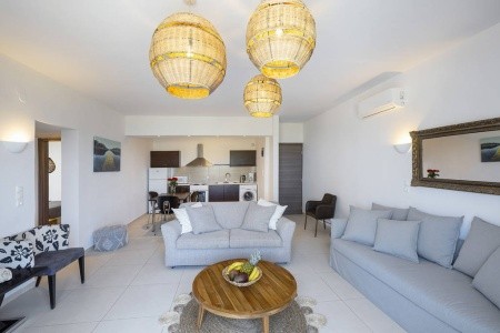 La Stella Suites - 14