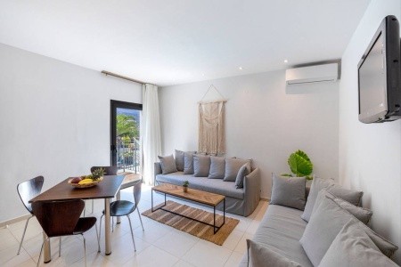 La Stella Suites - 26