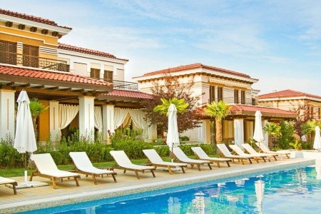 Green Life Beach Resort - 18