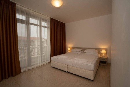 Green Life Beach Resort - 31