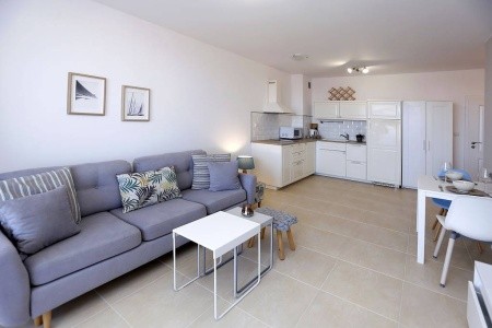 Green Life Beach Resort - 40