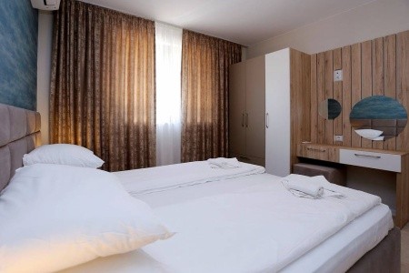 Green Life Beach Resort - 42