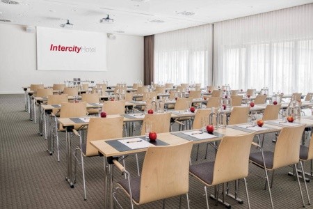 Maďarsko Budapešť a okolie Intercity Hotel Budapest 3 dňový pobyt Raňajky Vlastná November 2026 (29/11/26- 1/12/26)
