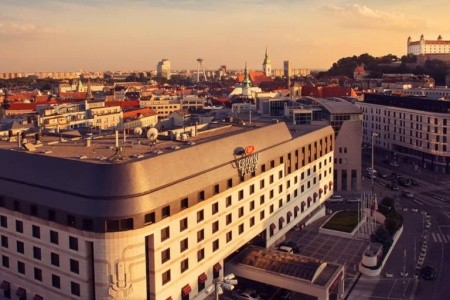 Crowne Plaza Bratislava - 1