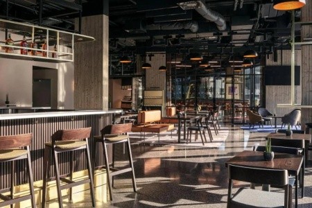 Česká republika Praha a okolie Stages Hotel Prague 5 dňový pobyt Raňajky Vlastná April 2026 ( 5/04/26- 9/04/26)