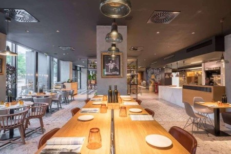 Park Inn Danube - 11