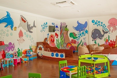 Kudafushi Resort & Spa - 12