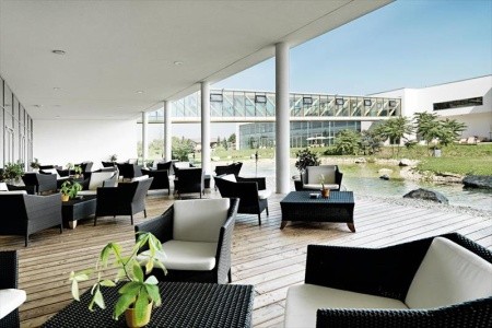 Rakúsko Dolné Rakúsko Therme Laa Hotel & Spa 5 dňový pobyt Polpenzia Vlastná July 2026 (19/07/26-23/07/26)