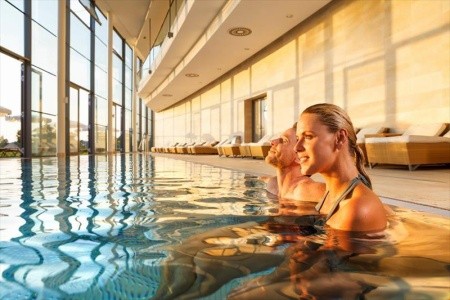 Rakúsko Dolné Rakúsko Therme Laa Hotel & Spa 5 dňový pobyt Polpenzia Vlastná July 2026 (19/07/26-23/07/26)