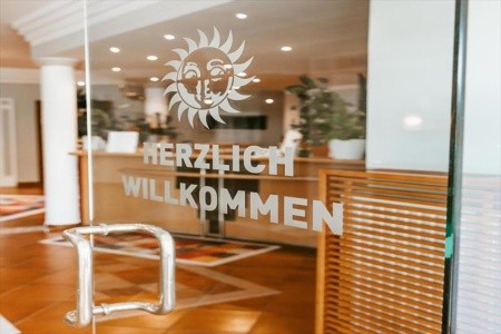 Rakúsko Burgenland Thermen Vier Jahreszeiten 8 dňový pobyt Polpenzia Vlastná December 2026 ( 6/12/26-13/12/26)