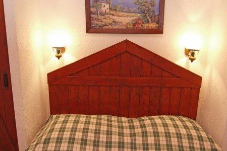 Kamenný Dům 1355-7612 - 9