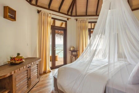 Maldivy  Drift Thelu Veliga Retreat (Theluveligaa) 14 dňový pobyt Plná penzia Letecky Letisko: Praha October 2026 ( 6/10/26-19/10/26)