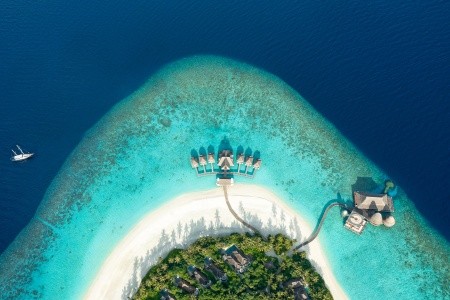 Maldivy  Anantara Kihavah Villas 11 dňový pobyt Raňajky Letecky Letisko: Praha May 2026 (22/05/26- 1/06/26)