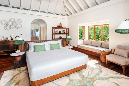 Maldivy  Anantara Kihavah Villas 11 dňový pobyt Raňajky Letecky Letisko: Praha May 2026 (22/05/26- 1/06/26)