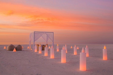 Maldivy  Anantara Kihavah Villas 11 dňový pobyt Raňajky Letecky Letisko: Praha May 2026 (22/05/26- 1/06/26)