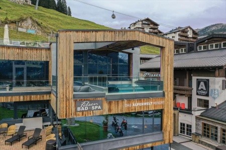 Rakúsko Zillertal Arena Alpenwelt Resort Alpenrose 5 dňový pobyt Polpenzia Vlastná August 2026 (19/08/26-23/08/26)