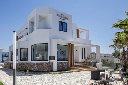 Golden Bay Boutique Hotel And Bungalows - 3