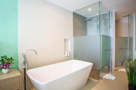 The Crest Resort & Pool Villas Phuket - 44