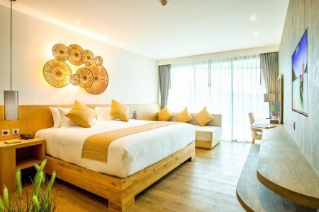 Thajsko Phuket The Crest Resort & Pool Villas Phuket 14 dňový pobyt Polpenzia Letecky Letisko: Praha September 2026 (30/09/26-13/10/26)