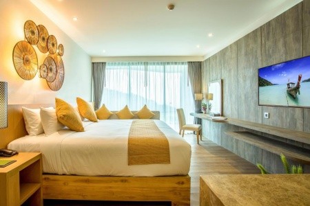 Thajsko Phuket The Crest Resort & Pool Villas Phuket 14 dňový pobyt Polpenzia Letecky Letisko: Praha September 2026 (30/09/26-13/10/26)