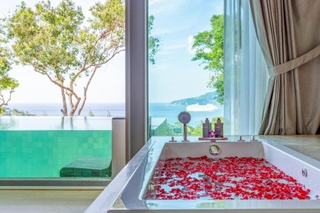 Thajsko Phuket The Crest Resort & Pool Villas Phuket 14 dňový pobyt Polpenzia Letecky Letisko: Praha September 2026 (30/09/26-13/10/26)