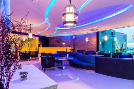 Thajsko Phuket The Crest Resort & Pool Villas Phuket 14 dňový pobyt Polpenzia Letecky Letisko: Praha September 2026 (30/09/26-13/10/26)