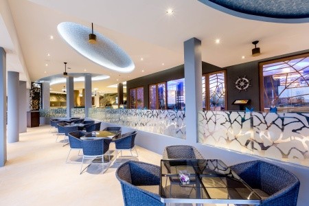 Thajsko Phuket The Crest Resort & Pool Villas Phuket 14 dňový pobyt Polpenzia Letecky Letisko: Praha September 2026 (30/09/26-13/10/26)