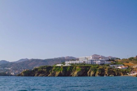 Peninsula Resort & Spa - 7