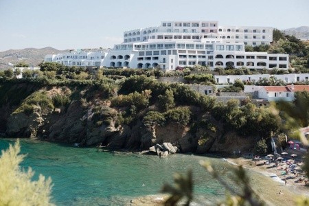 Peninsula Resort & Spa - 12