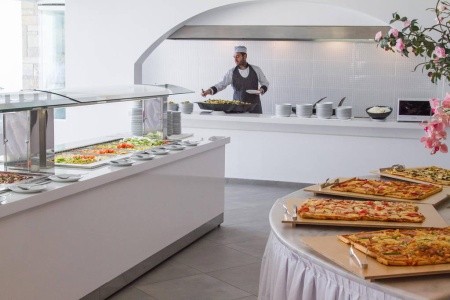 Peninsula Resort & Spa - 27