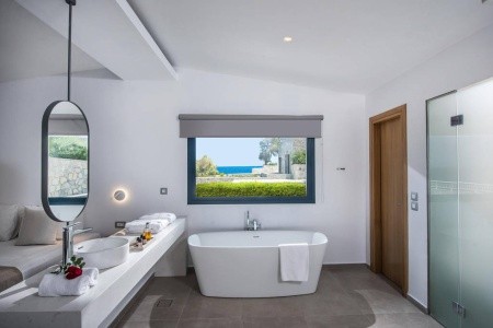 Peninsula Resort & Spa - 32