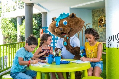 Peninsula Resort & Spa - 55