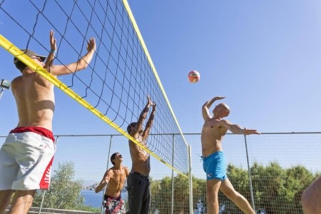 Peninsula Resort & Spa - 57