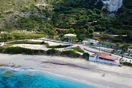 Petani Beach Suites - 8