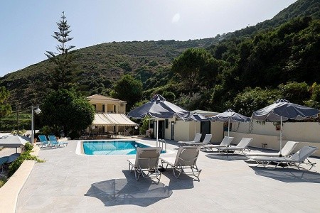 Petani Beach Suites - 10
