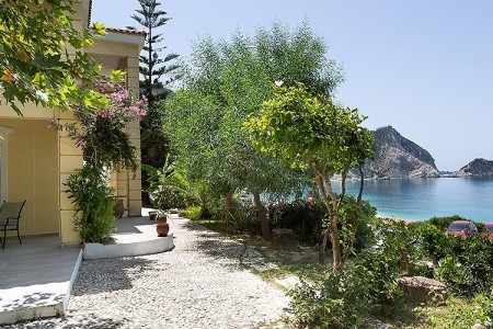 Petani Beach Suites - 16