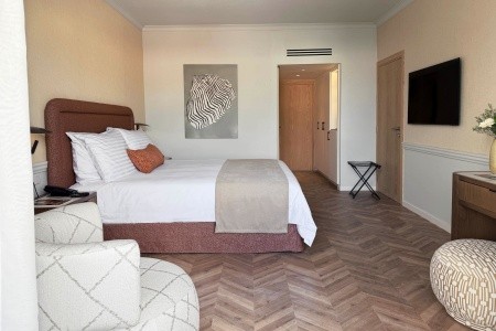 Louis Imperial Beach - 76