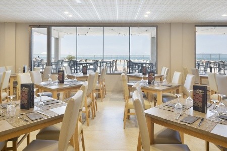 Španielsko Costa Dorada Best Negresco 15 dňový pobyt Polpenzia Letecky Letisko: Praha September 2026 ( 2/09/26-16/09/26)