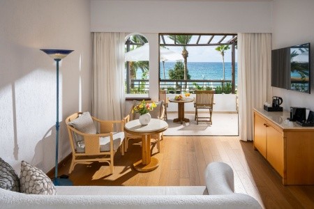 Coral Beach Hotel & Resort - 223