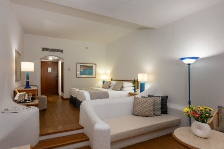 Coral Beach Hotel & Resort - 224