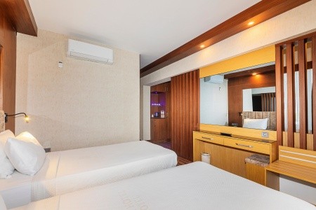 Fame Residence Beach - 36