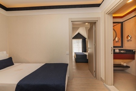 Fame Residence Beach - 59