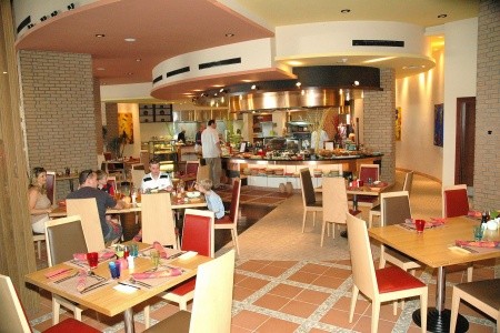 Shangri - La's Al Bandar - 12